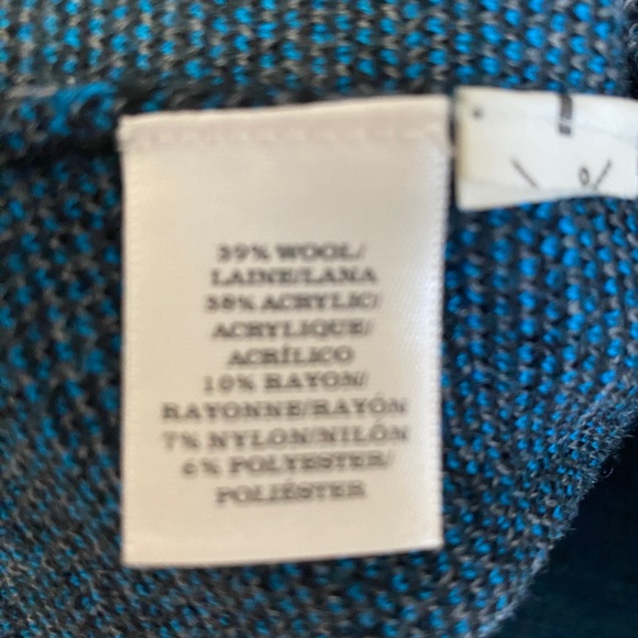 Ann Taylor Sweater - Picture 4 of 4